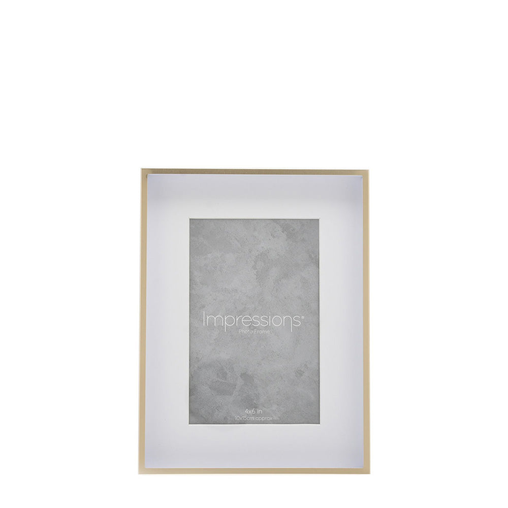 Impressions Gold Shadow Frame 4" x 6"