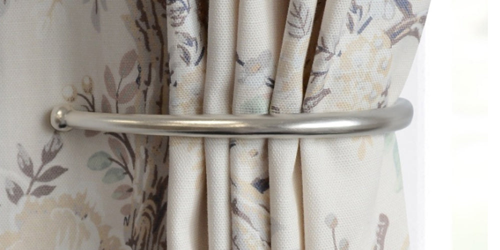 Laura Ashley Ball End Holdback Matt Nickel